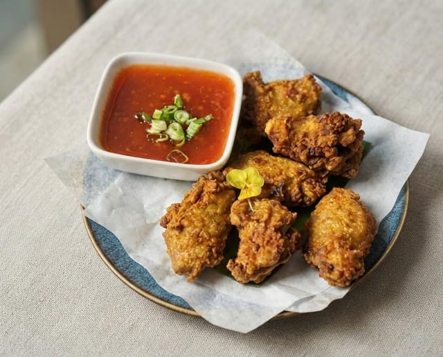 Fried Chicken Wings.